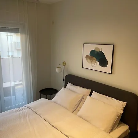 Astra Apartment *