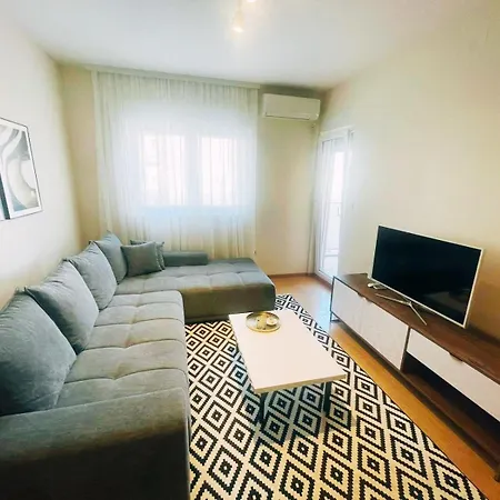 Astra Apartment