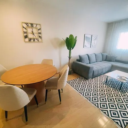 Astra Apartment *