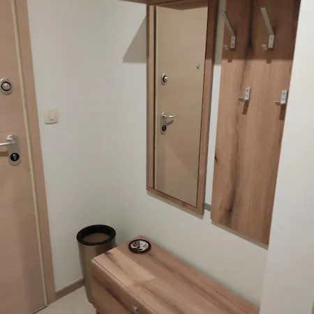 Apartament Astra *