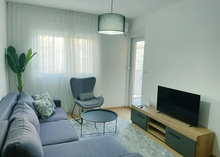 Astra بودغوريتْسا